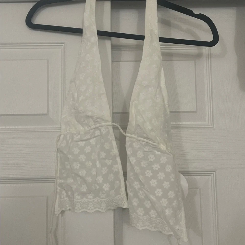 ST. studio White Lace Mini Skirt